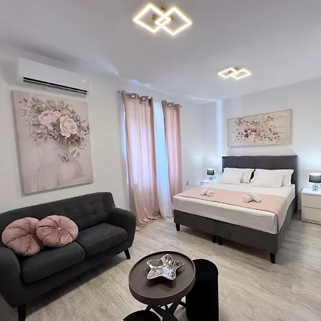 Perla Апартаменты *